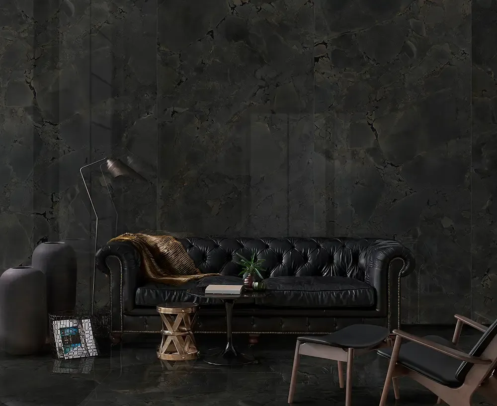 Ambiente real con porcelánico Arklam Jurassic Black 6 mm — proyecto de interiorismo