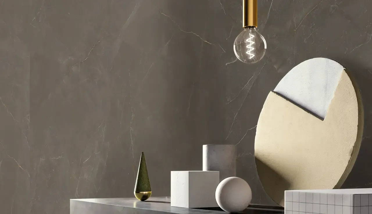 Ambiente real con porcelánico Arklam Pulpis 6 mm — proyecto de interiorismo