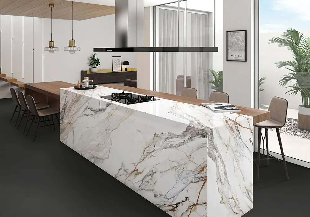 Ambiente real con porcelánico Arklam Calacatta Paonazzo 6 mm — proyecto de interiorismo