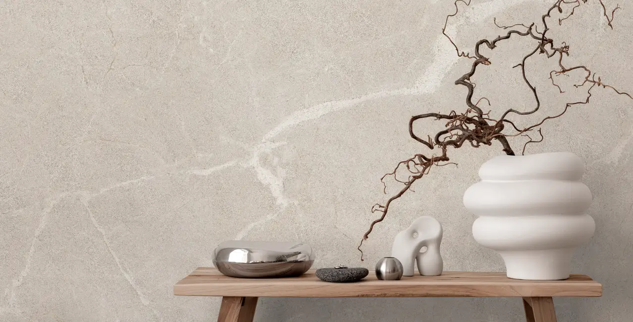 Ambiente real con porcelánico Arklam Gris Levante 6 mm — proyecto de interiorismo